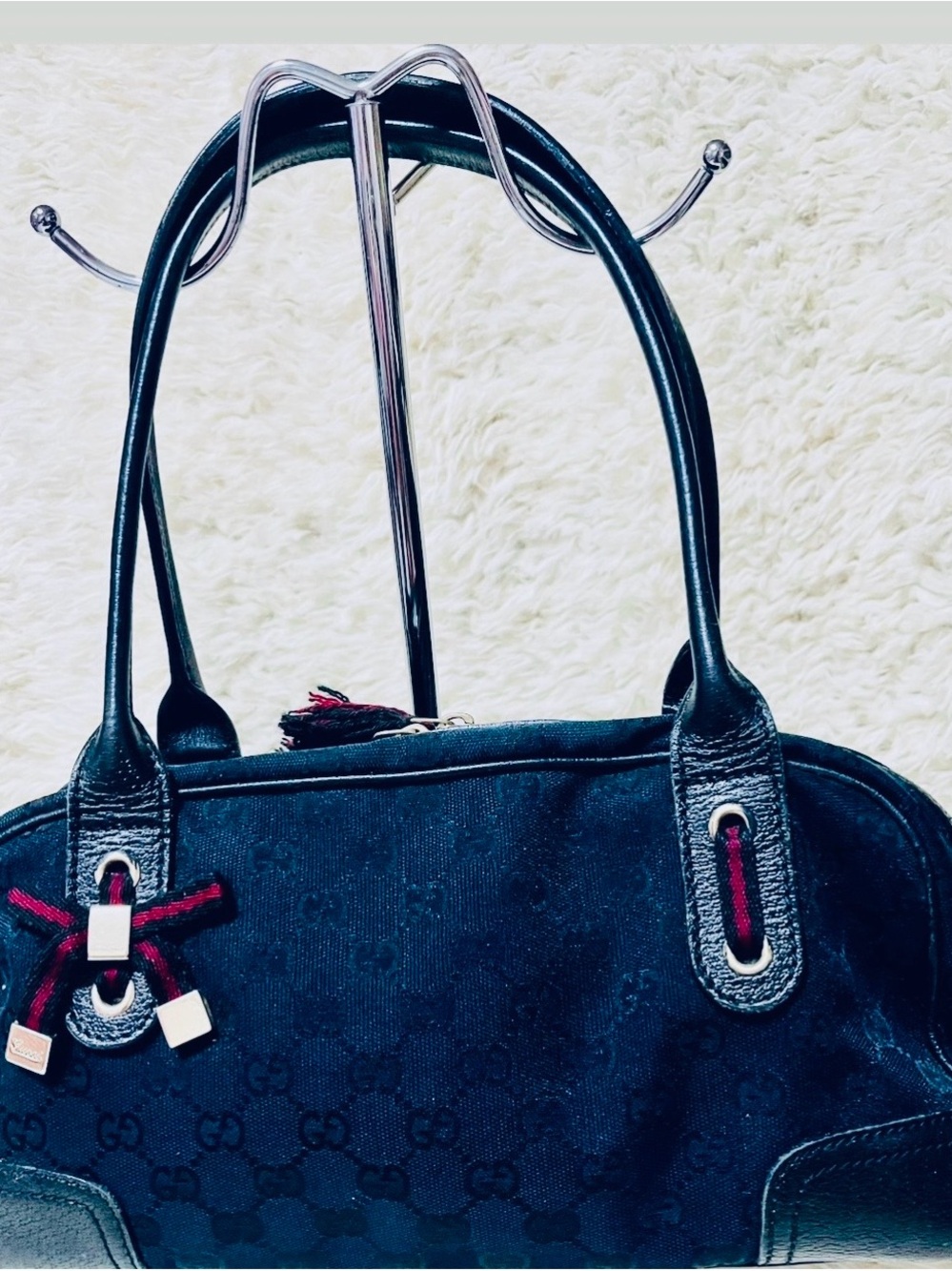 Gucci Black and Red Shoulder Bag with Signature Monogram